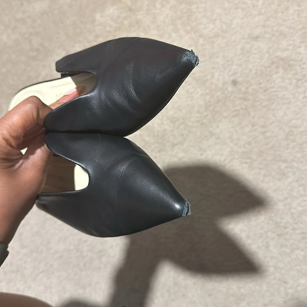 Nine West Kapps 9x9 Pointy Toe Mules - Picture 3 of 7